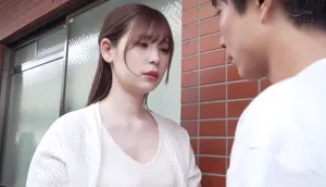 ông chồng tẻ nhạt, người vợ nhận ra cậu thanh niên cạnh bên nhà tốt hơn